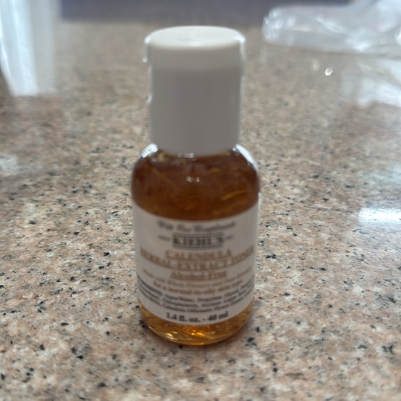 NWT Kiehl’s Calendula Herbal Extract Toner + Ultra Pure High Potency Serum - Picture 2 of 5